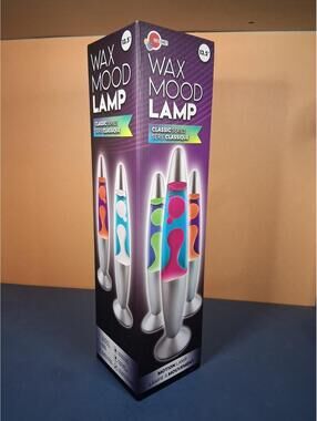 NWT Liquid Motion Blue and Green 9" Tall Wax Mood Lava Lamp With Silver Base